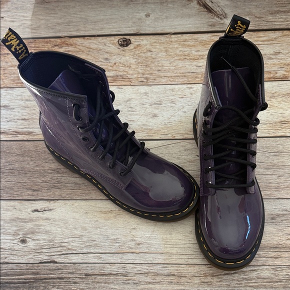 Dr. Martens Patent Leather Purple Boots NEW WITHOUT BOX - Picture 3 of 7